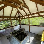 Bialy Swierczek - Jacuzzi, Balia Ruska Spa, Rowery, Altana I Grill W Ferienhaus
