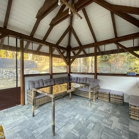 Bialy Swierczek Holiday home *