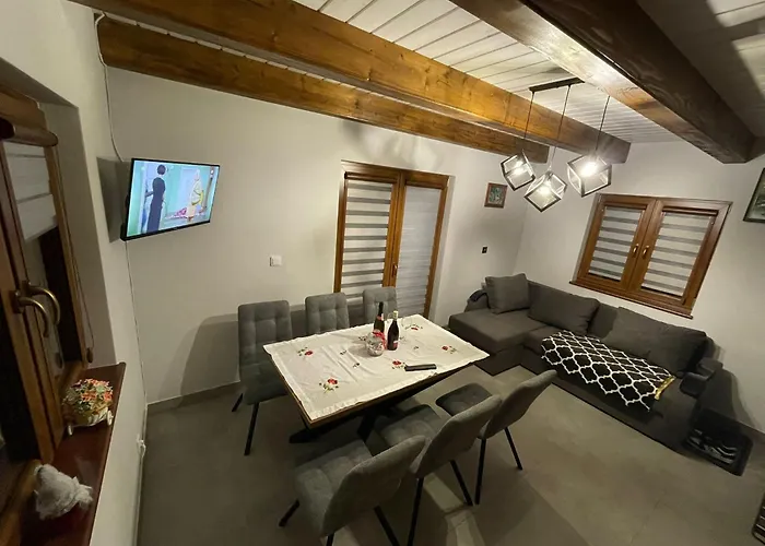 Bialy Swierczek בית נופש